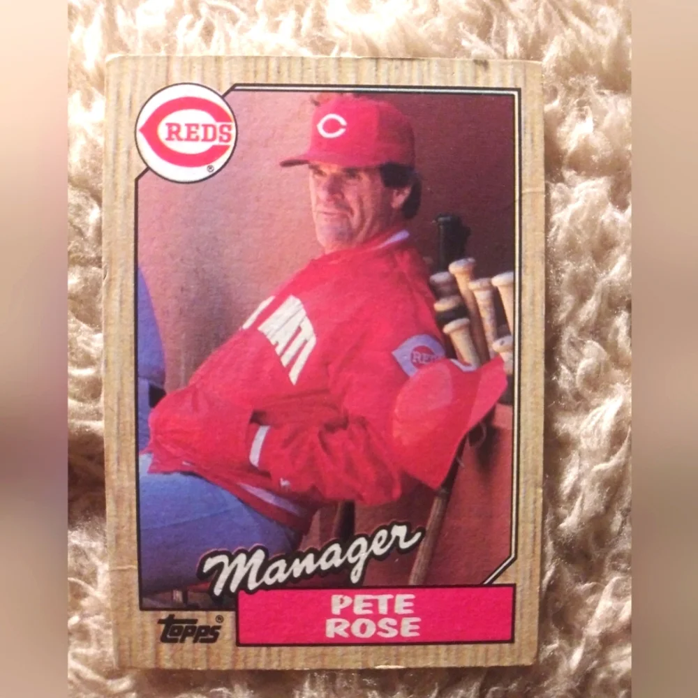 1987 Topps #393 Pete Rose Manager Rare Error Card!!